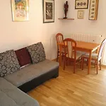 Mali Raj Guest house 4*