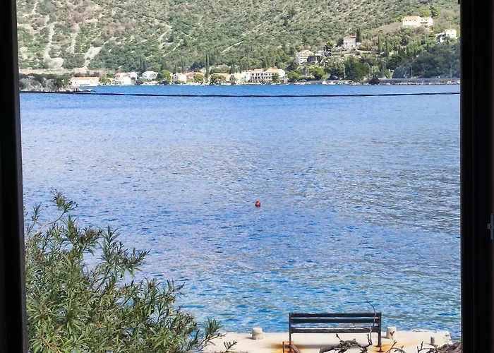 Гостевой дом Mali Raj Затон