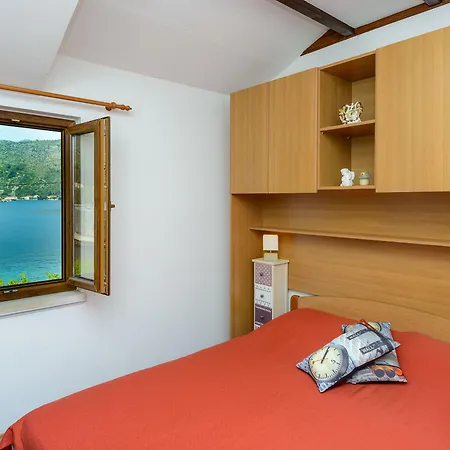 Mali Raj Gasthuis 4*